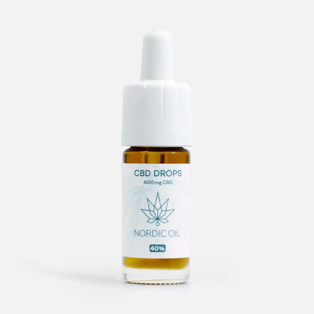 Nordic Oil CBD Öl Plus 40% Flasche auf hellem Hintergrund